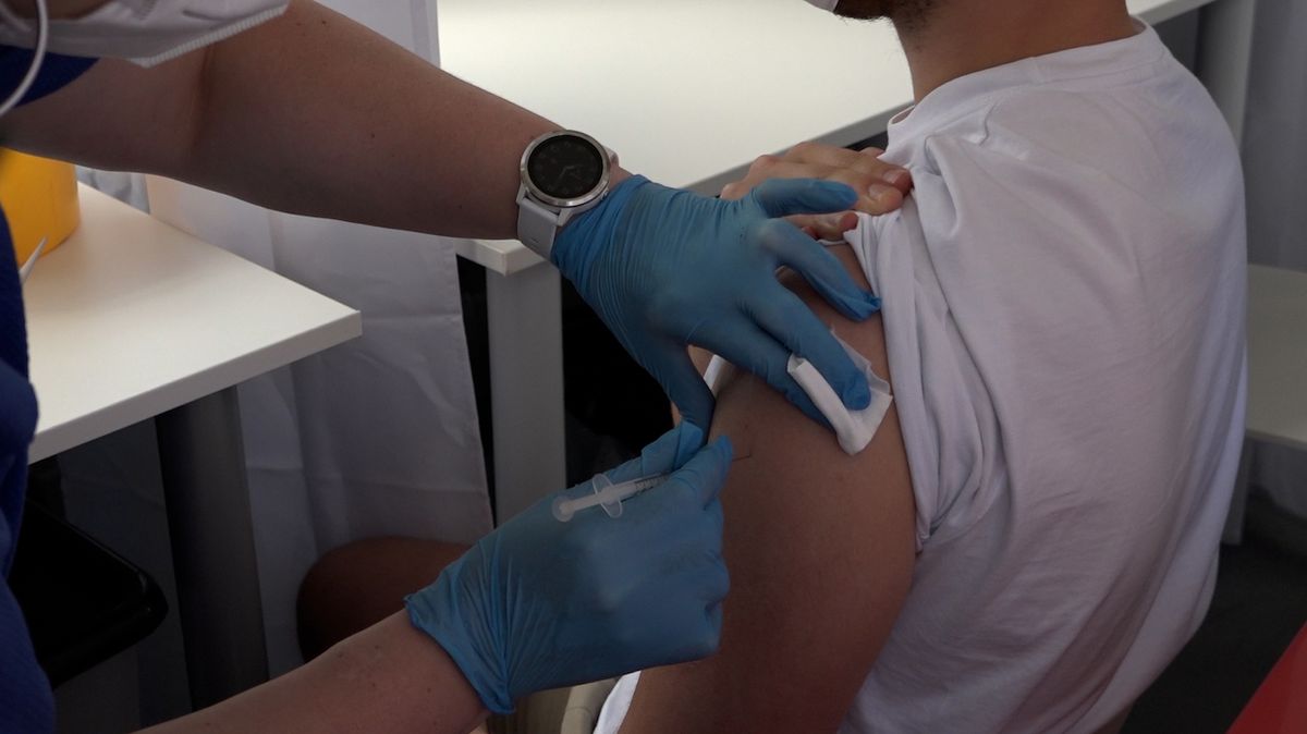 Maďaři se mohou registrovat na třetí dávku vakcíny